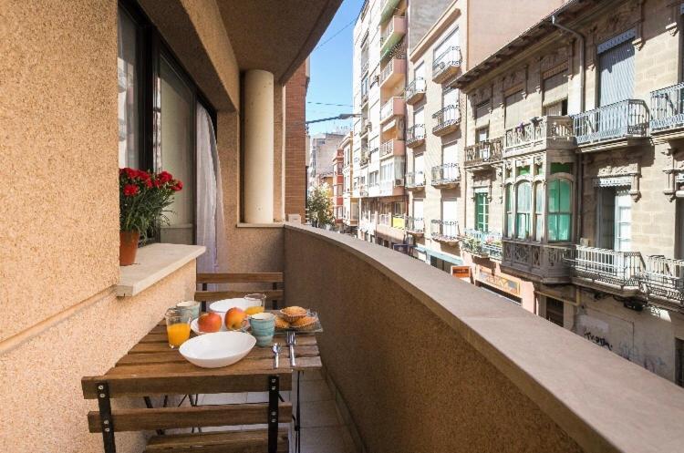 Cosy Friendly Centre Alicante Apartment Luaran gambar