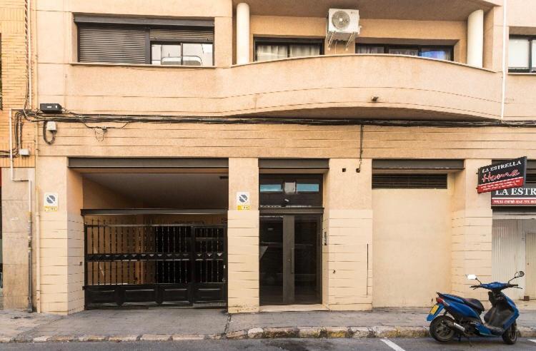 Cosy Friendly Centre Alicante Luaran gambar