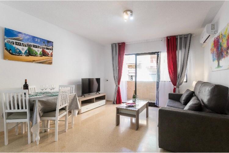 Cosy Friendly Centre Alicante Apartment Luaran gambar