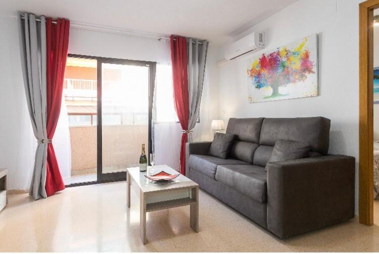 Cosy Friendly Centre Alicante Apartment Luaran gambar